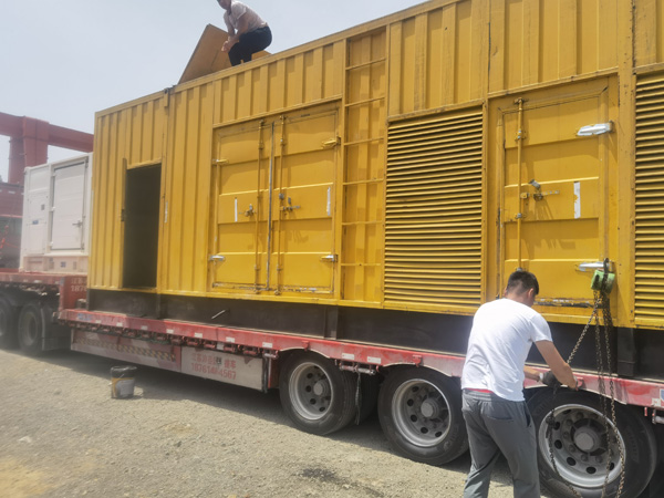 萝北发电机出租100KW发电机需要什么规格的电缆线？