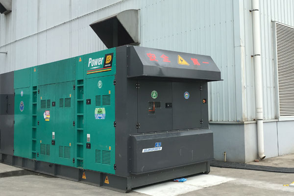 萝北燃油滤清器的更换流程是怎样的？