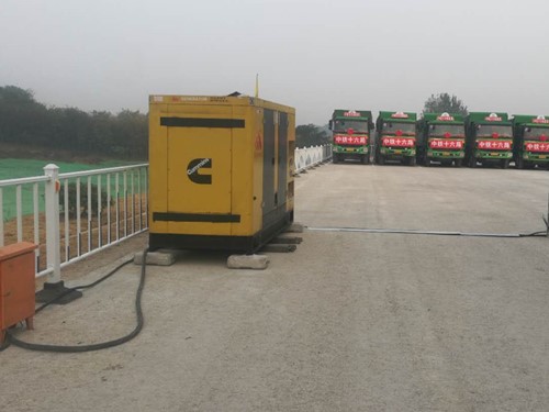 萝北电力系统的稳定性和设备兼容性如何影响发电机组的频率规格？