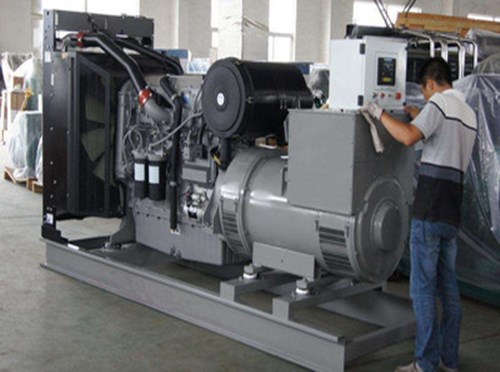 萝北柴油发电机组和储能设备配合使用的案例