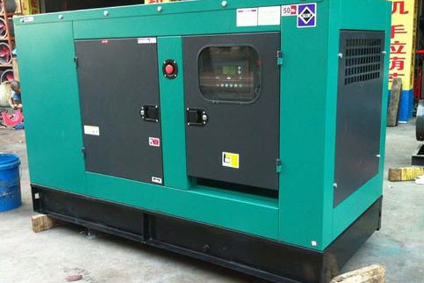 萝北如何检查机油的使用时间？