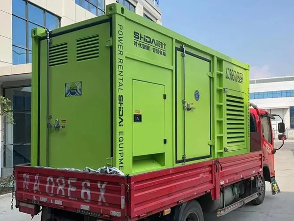 萝北更换水冷式机油散热器的密封件时，如何选择合适的密封胶？